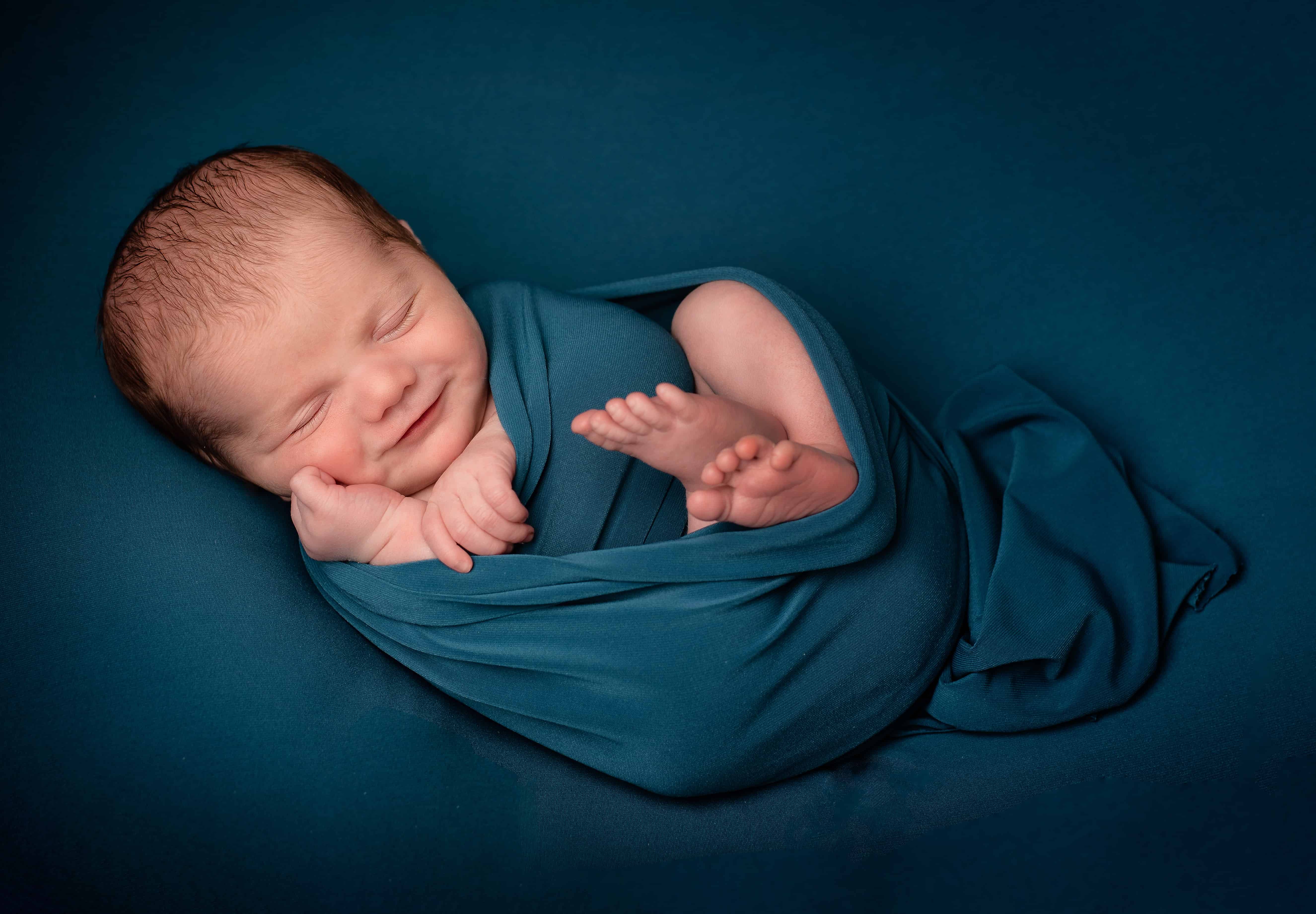 15 Best Newborn Photography Courses Online [Roundup 2021]